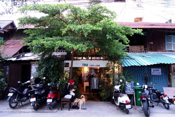 TINI Cafe - ទីនេះកាហ្វេ