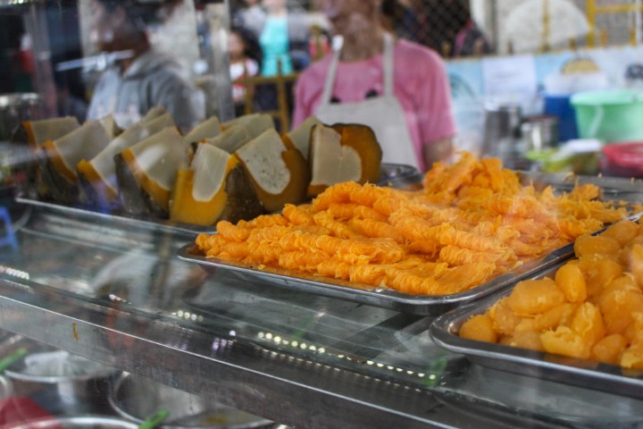ដល់ម៉ោងល្មម តោះញ៉ាំបង្អែម!