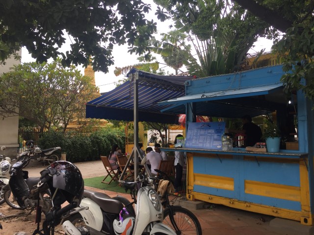 កន្លែងតូចមែនពិត តែរសជាតិធានាជូន