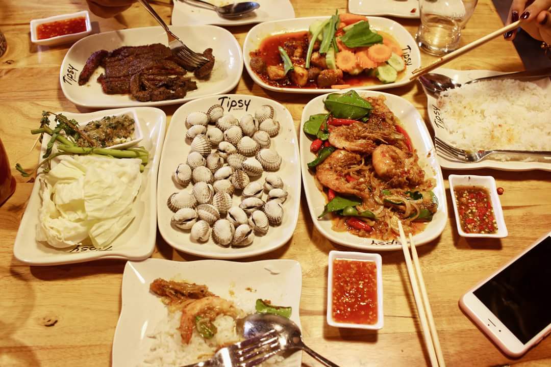 Freshly cook and serve for everyone (credit Tipsy Seafood)
