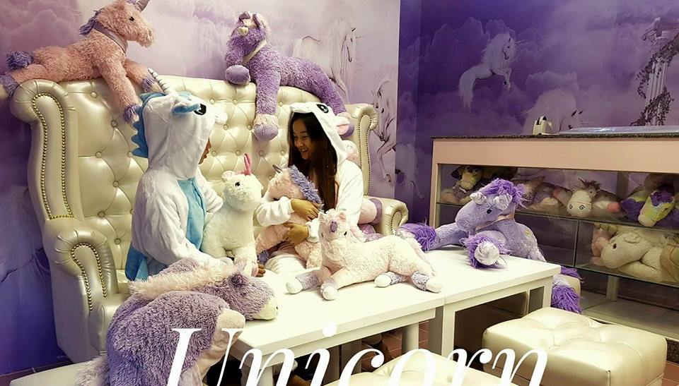ចង៉ពាក់ឈុត unicorn មែន? អាចទៅ Unicorn Emperium បាន