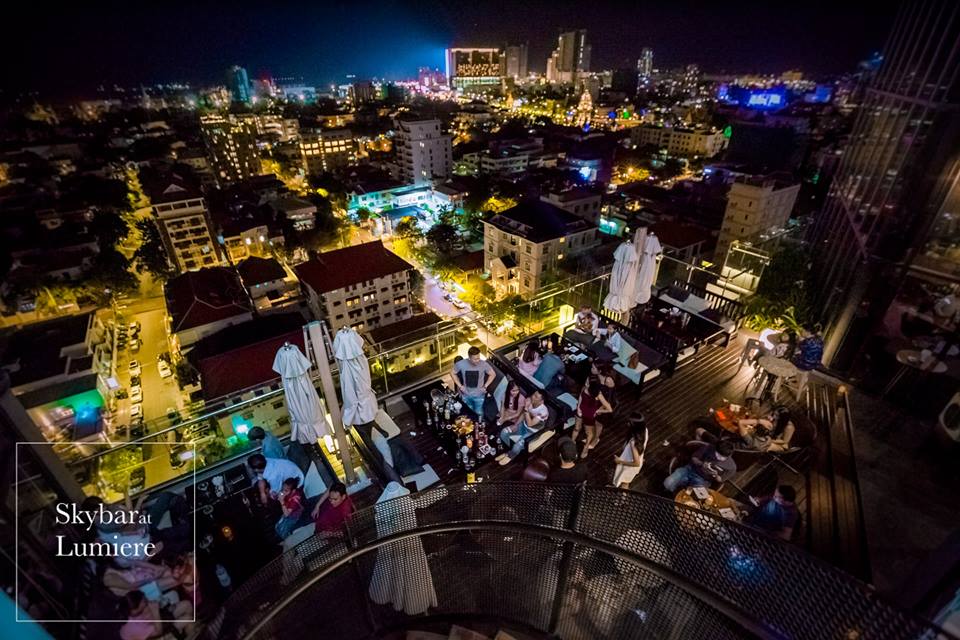 Skybar at Lumiere កំពុងរងចាំអ្នកទាំងអស់គ្នា