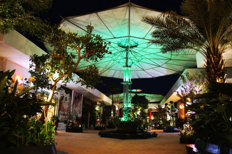 រូបភាពពីទំព័រ Eden Garden
