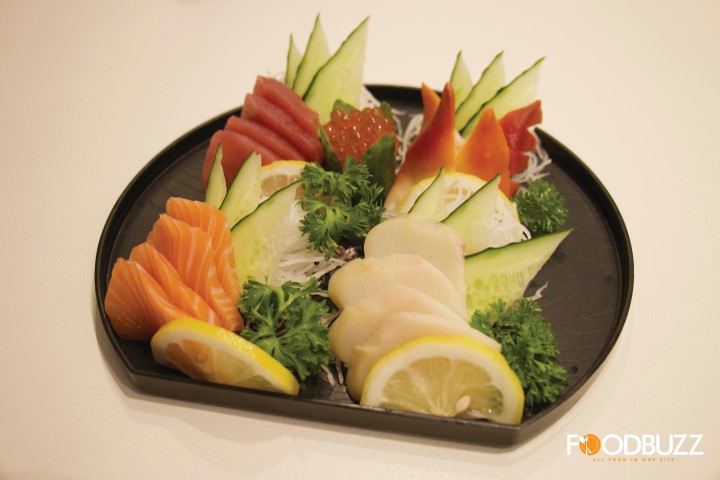 Sashimi comes in set, because we never get enough of them.