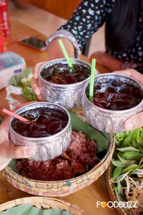 ម្ហូបឆ្ងាញ់ ត្រូវម៉ាច់សម្រាប់ជួបជុំគ្នា!