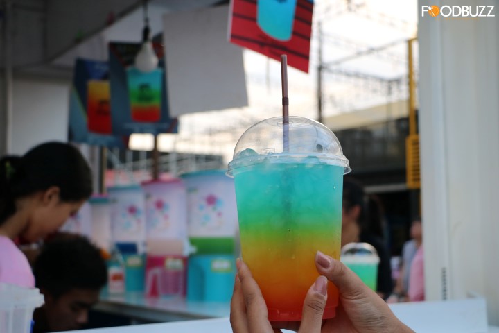 ច្រើនពណ៌ណាស់