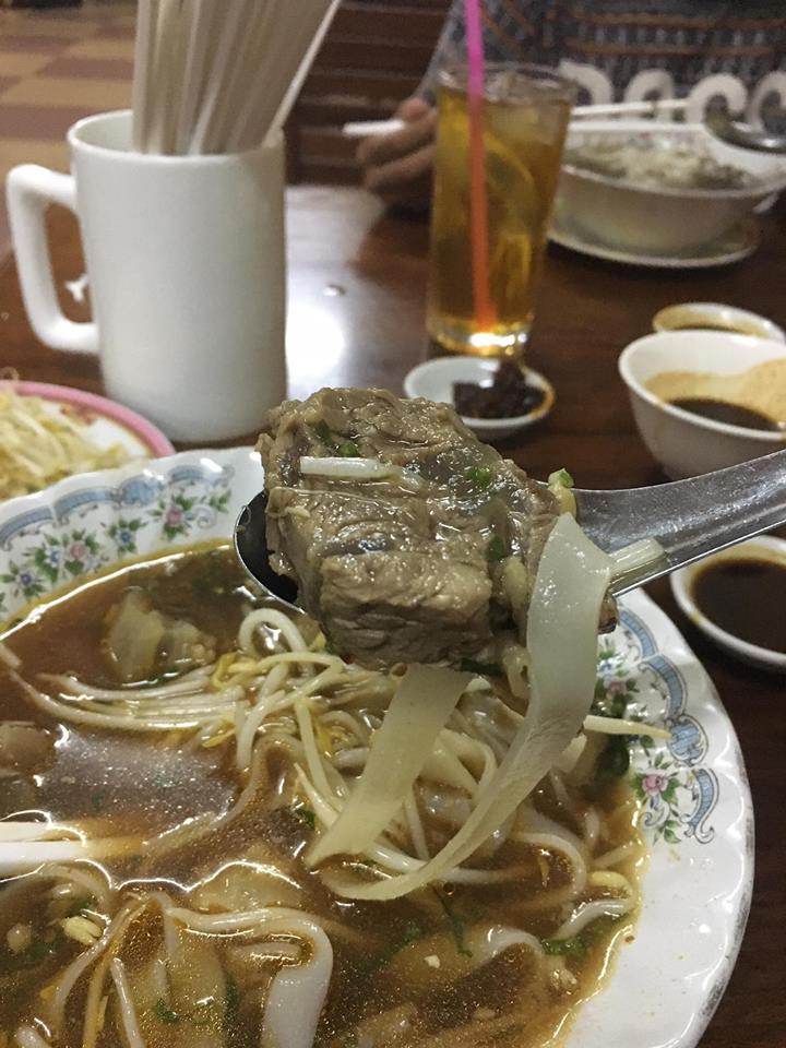 Sonthormok Chinese Noodle-Soup