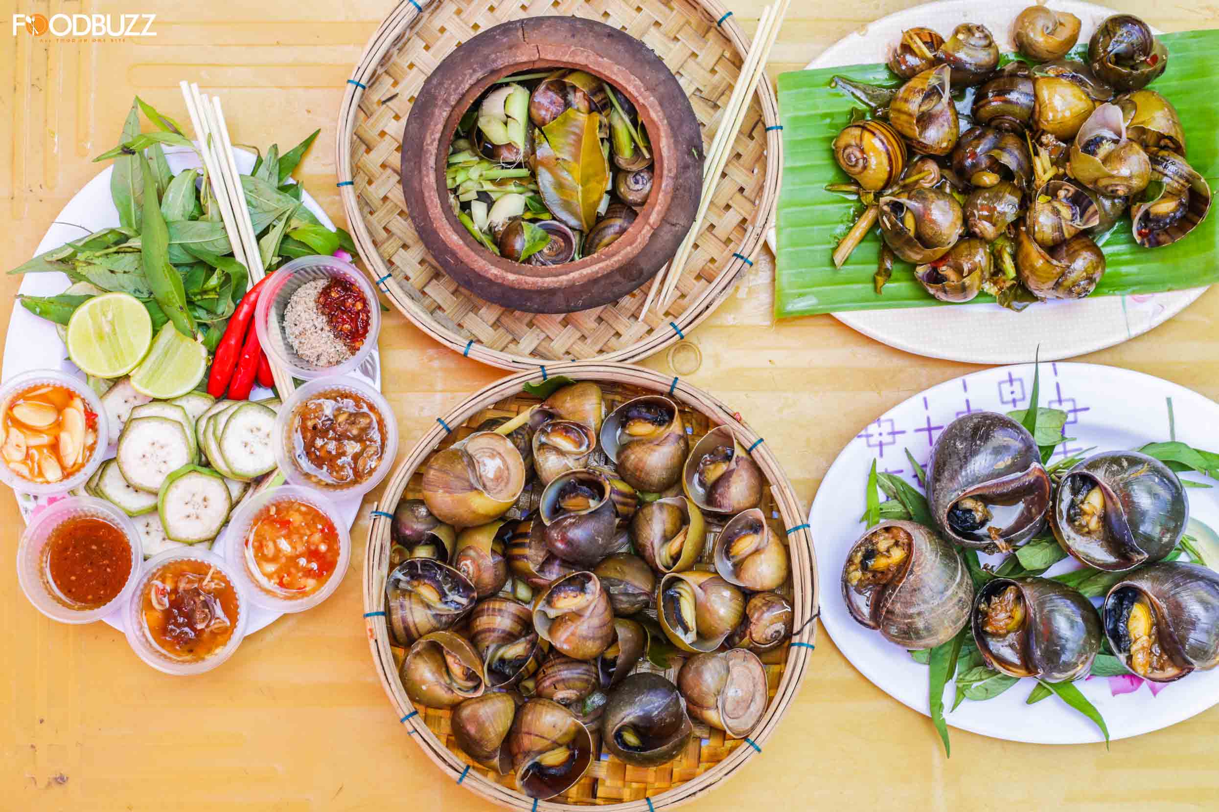 Various snail dishes at Snail Online