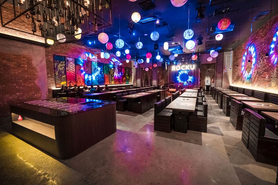 The interior design in ROCKU yakiniku