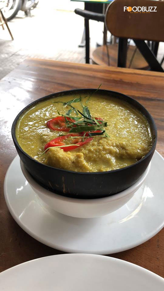 អាម៉ុកនៅភោជនីយដ្ឋានមាតុភូមិ